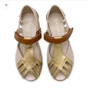 NIB Made in Spain Sonatina open toe  t bar Maryjane sandals super soft leather
