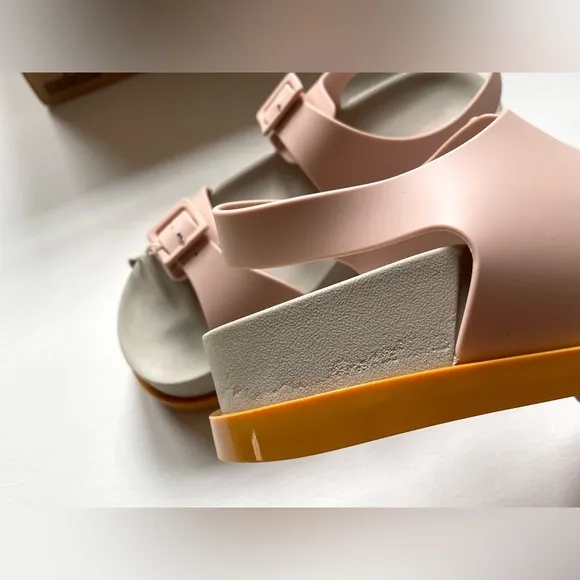 NIB Melissa Wide Platform Sandals in Pink / Beige / Caramelo 9