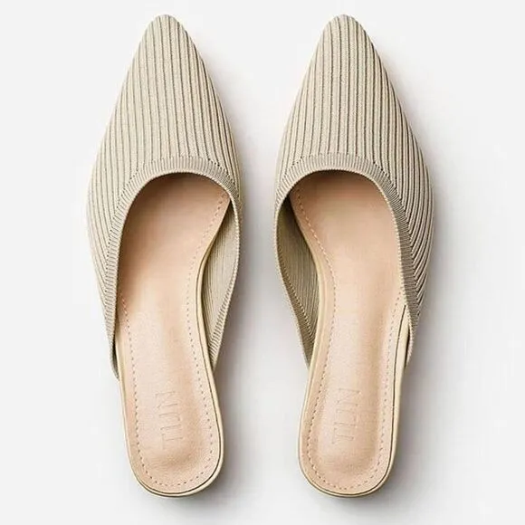 *NIB* Pointed Toe Mules with Low Heel