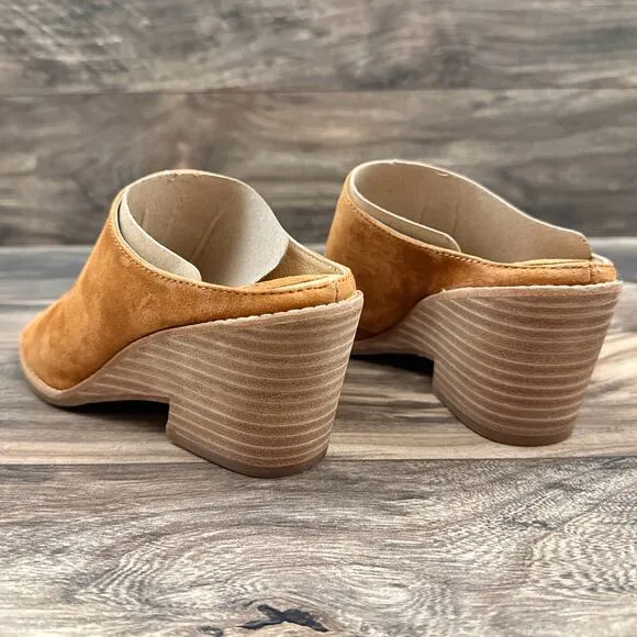 NIB Sofft Strathmore 8.5M Italian Suede Wedge Ruched Open Toe Slide Sandals