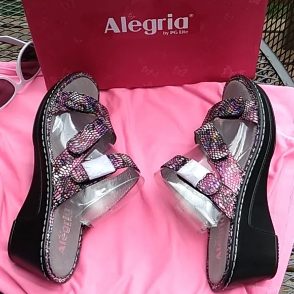 NIB Women's Alegria rainbow colors sandals size 41