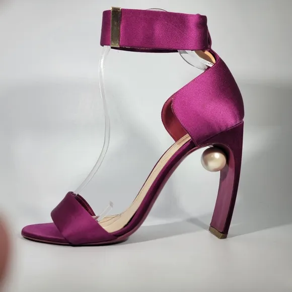 NICHOLAS KIRKWOOD Maeva Satin Sandals Pearl Heels Italy Resort Collection Sz 40