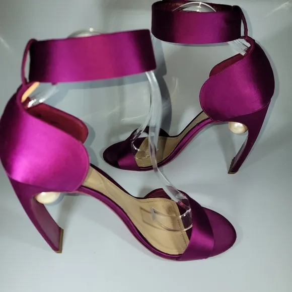NICHOLAS KIRKWOOD Maeva Satin Sandals Pearl Heels Italy Resort Collection Sz 40