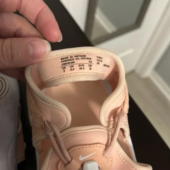 Nike Koko air max pink and white platform sandals size 9!