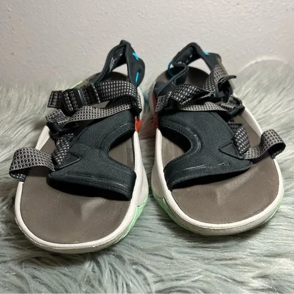 Nike Oneonta Cobblestone Trail Multicolor Sandals Size 10