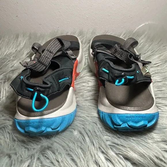 Nike Oneonta Cobblestone Trail Multicolor Sandals Size 10