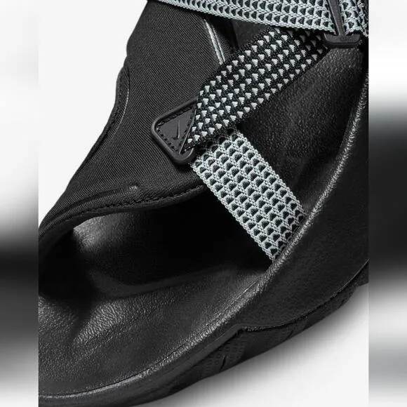 Nike Oneonta Men's Size 11 Sandals Black/Pure Platinum/Wolf Grey NWT