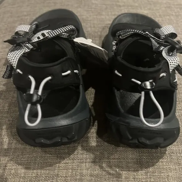 Nike Oneonta Women’s Sandals