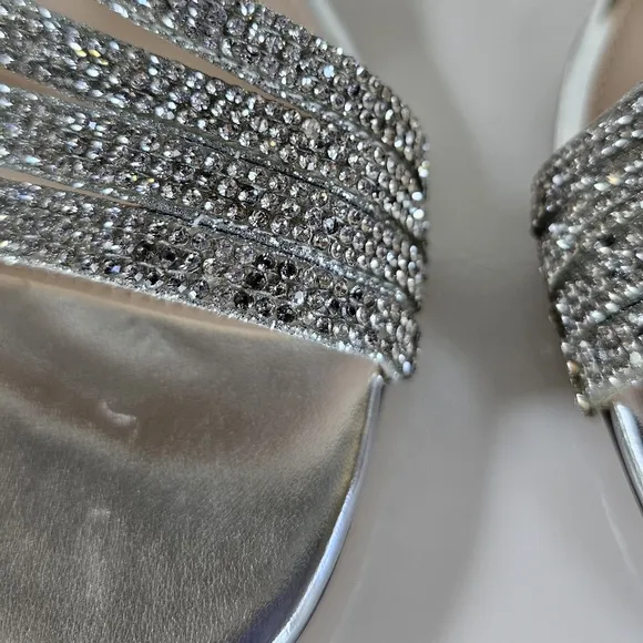 NINA Metallic Silver Slingback Heels  Crisscross Straps &amp; Rhinestone Size 9.5