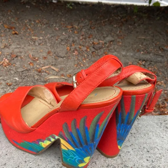 NINE WEST BRAZIL ORANGE LEATHER HEELS PLATFORM SANDALS HEELS SZ 7 POPPY FLORAL
