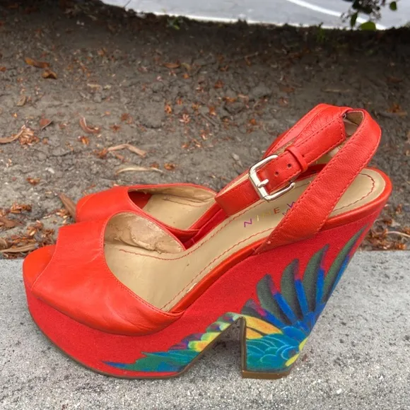 NINE WEST BRAZIL ORANGE LEATHER HEELS PLATFORM SANDALS HEELS SZ 7 POPPY FLORAL