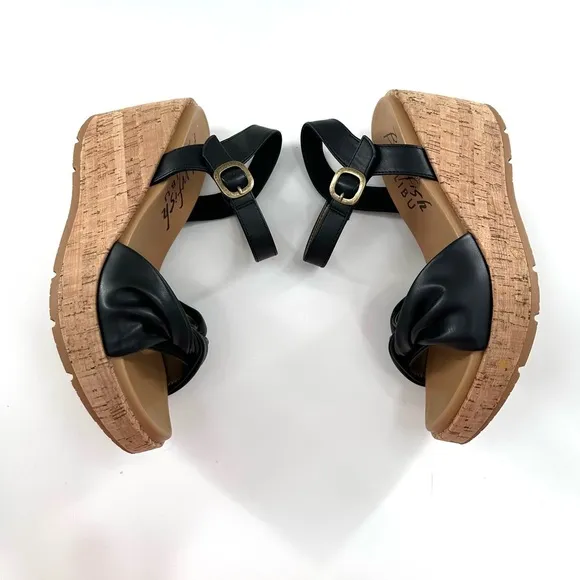 NWOB Blowfish Malibu Black Brasha Cork Wedge Sandals