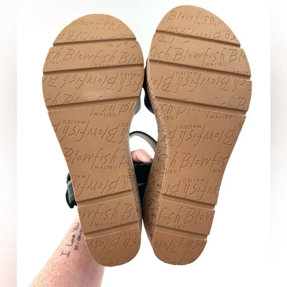 NWOB Blowfish Malibu Black Brasha Cork Wedge Sandals