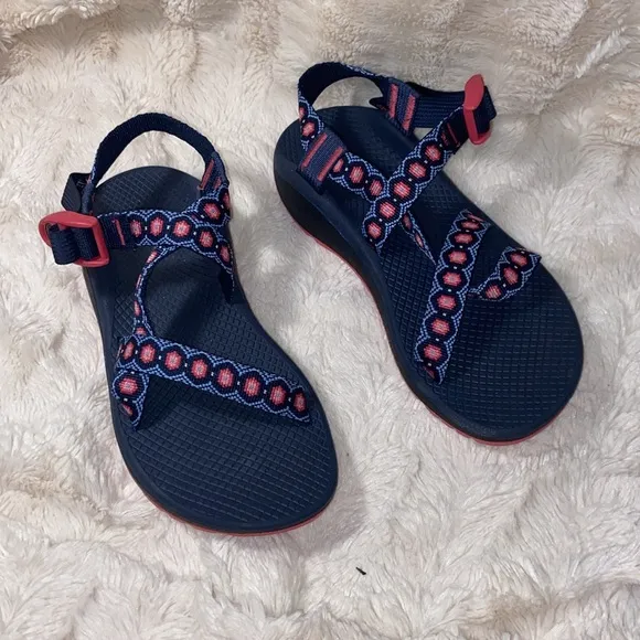 NWOB  Chaco Sandals cloud marquis Z1 Classic, Navy pink