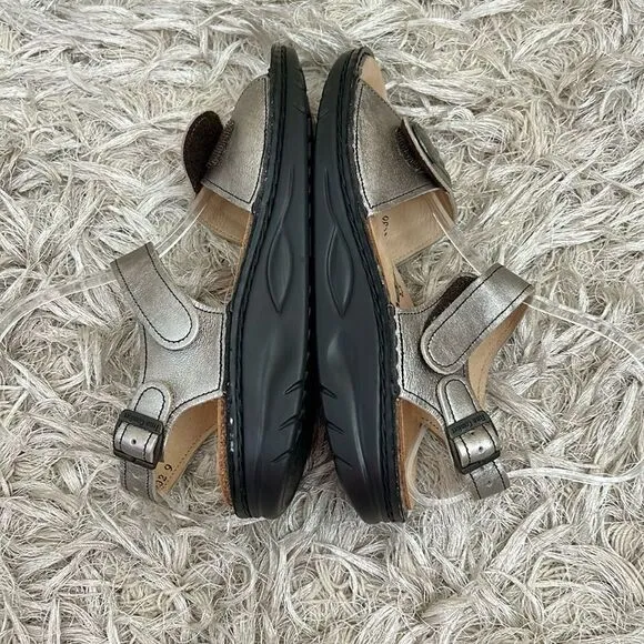 NWOB Finn Comfort Sausalito Leather Adjustable Strap Sandals Silver size 36 US 6