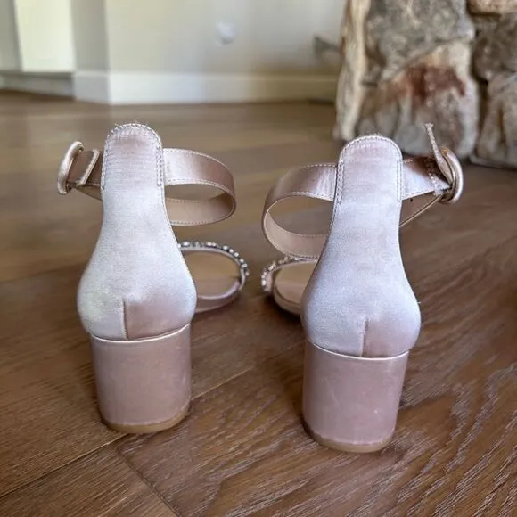 NWOB JEWEL BADGLEY MISCHKA James Block Heel Evening Sandals