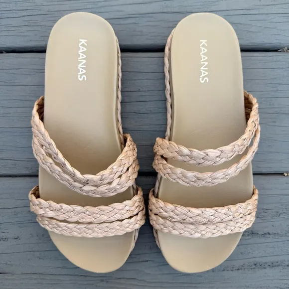 NWOB Kaanas Catalina rafia pool slide in natural shoes size 10