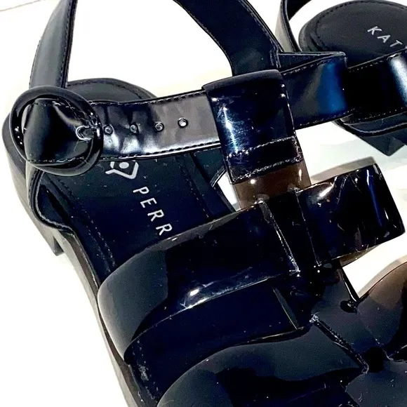NWOB — Katy Perry Geli Fisherman Retro Sandals Black Size 9.5