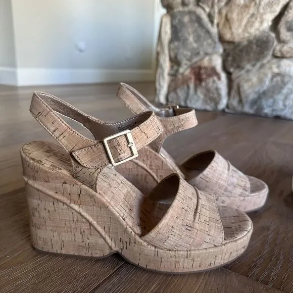 NWOB Korks Bardot II Wedge Comfort Sandals in Natural