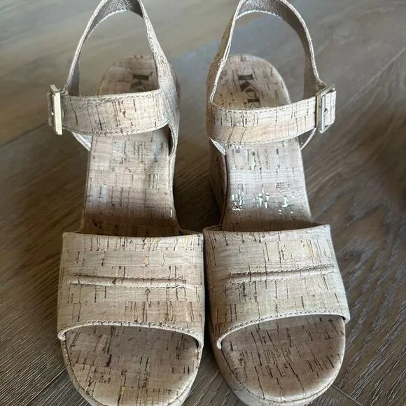 NWOB Korks Bardot II Wedge Comfort Sandals in Natural