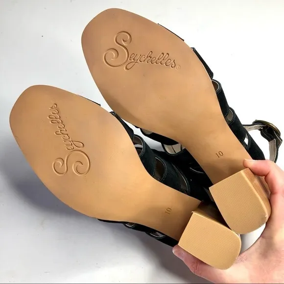NWOB Seychelles black suede sandals block heel diamond cutouts ankle strap 10