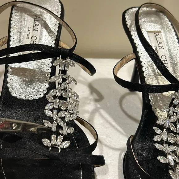 NWOT Alan Chan couture Vero Cuoio rhinestone straps heels open sandals size 37