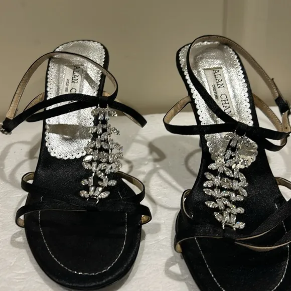 NWOT Alan Chan couture Vero Cuoio rhinestone straps heels open sandals size 37