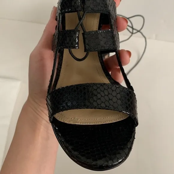 NWOT BCBG MaxAzria Lace Up Heels Sandals