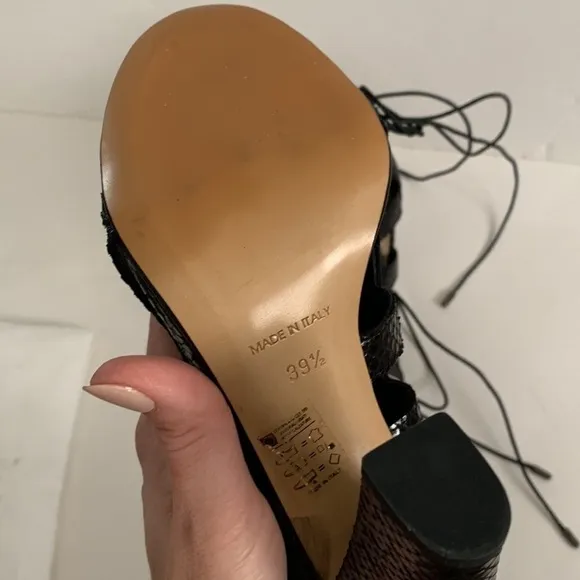NWOT BCBG MaxAzria Lace Up Heels Sandals
