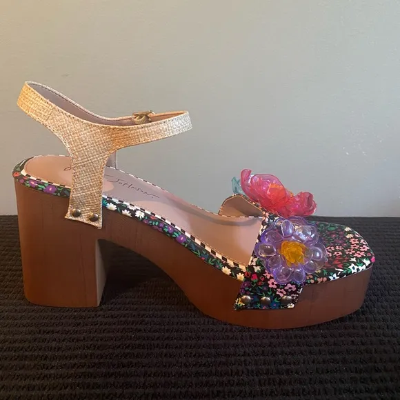 NWOT Betsey Johnson Pink and Purple Sandals with Sparkling Details
