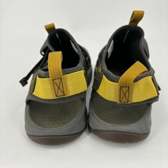 NWOT Chaco Odyssey Print Sandals Closed Toe Olive Camo Camouflage Women's Size 7