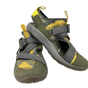 NWOT Chaco Odyssey Print Sandals Closed Toe Olive Camo Camouflage Women's Size 7
