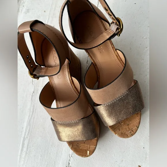 NWOT Coach Women’s ISLA Platform Wedge Sandals