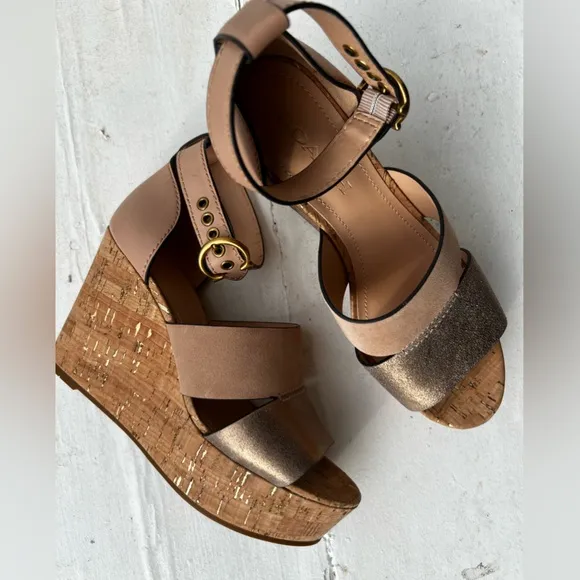 NWOT Coach Women’s ISLA Platform Wedge Sandals