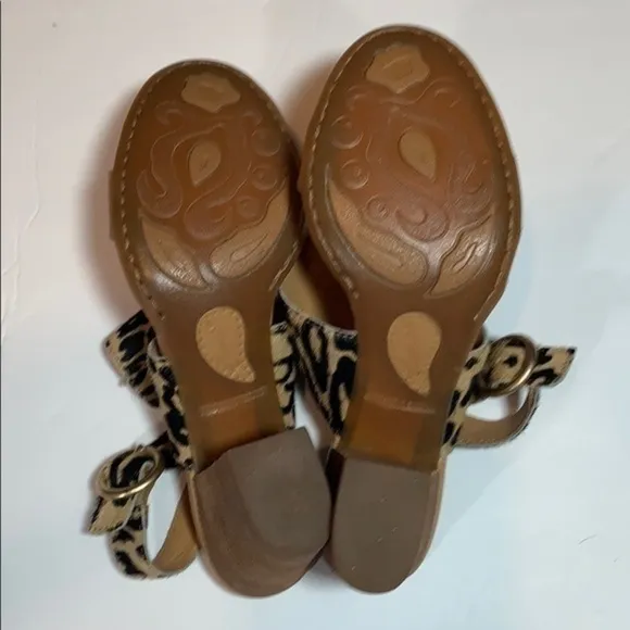 NWOT ▶️ Crown by Born ◀️ Gaby Leopard Sandals