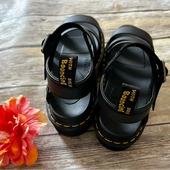 NWOT DR MARTENS BLAIR SANDALS