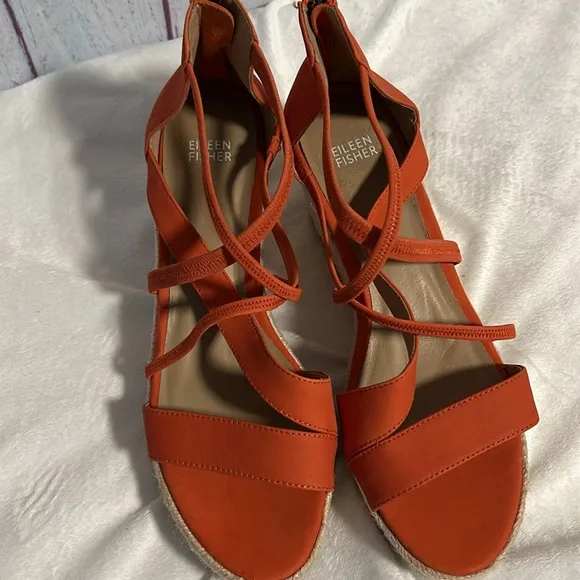 NWOT Eileen Fischer Wanda Strappy Leather Wedge Sandal