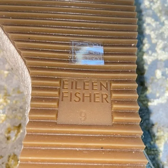 NWOT EILEEN FISHER Willow wedge sandals size 9