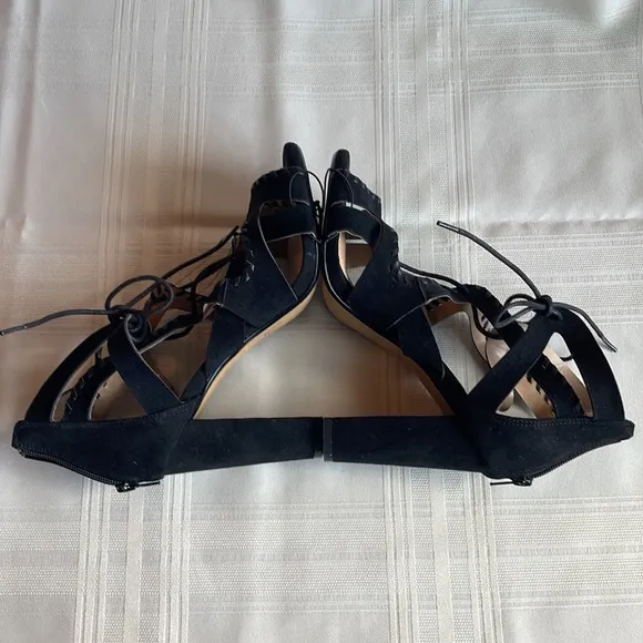 NWOT Express Black Suede Strappy Cage Lace Up High Block Heels - Size 9