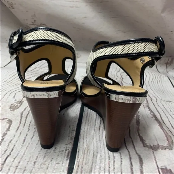 Nwot Michael Kors Platform Wedge Sandals