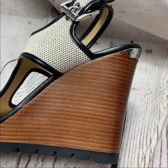 Nwot Michael Kors Platform Wedge Sandals