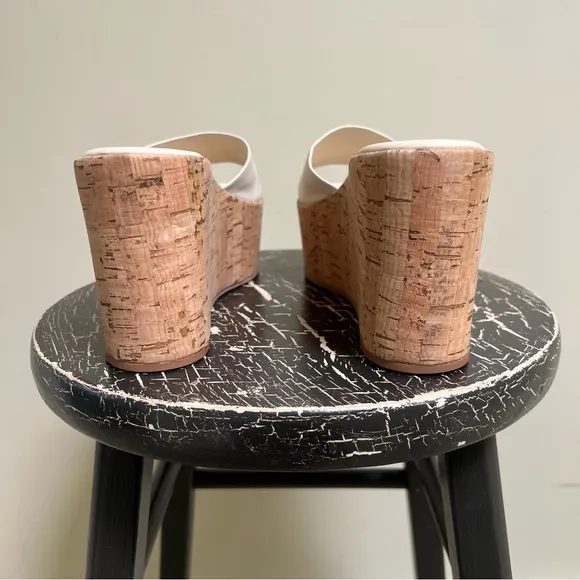 NWOT Reformation Jump Set Platform Sandals