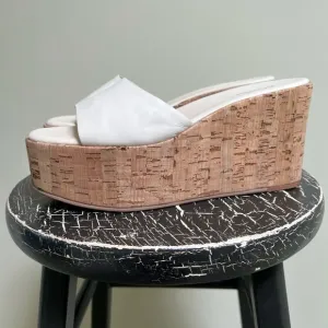 NWOT Reformation Jump Set Platform Sandals