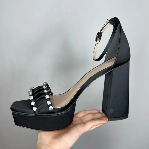 NWOT SAM EDELMAN Ninette Rhinestone Platform Sandals. Size 8