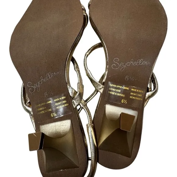 NWOT Seychelles Banks kitten heel sandals size 6.5