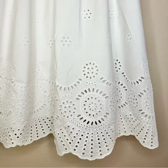 NWT Adrianna Papell Puff Short Sleeve Eyelet Dress with Empire Waist Ivory