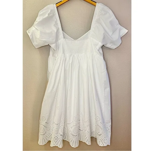 NWT Adrianna Papell Puff Short Sleeve Eyelet Dress with Empire Waist Ivory