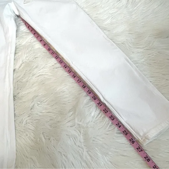 NWT Adriano Goldschmied White “The Legging Ankle” Super Skinny Jeans
