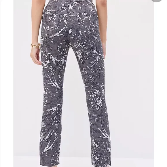 NWT Anthropologie ULTRA HIGH-RISE SLIM STRAIGHT JEANS. SIZE 27