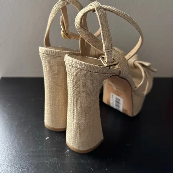 NWT Antonio Melani Bindi Raffia Bow Platform Dress Sandals Sz 8,5